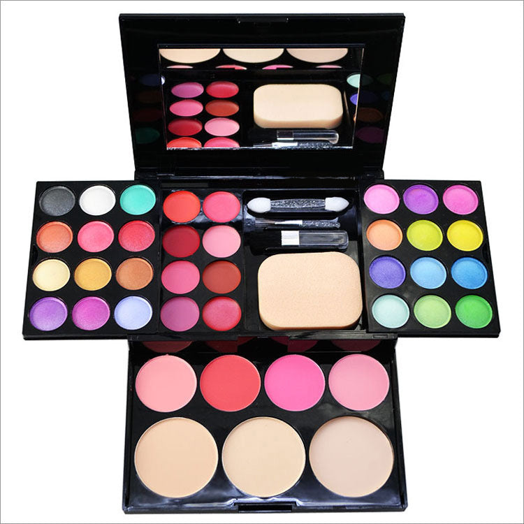 Coffret de maquillage pour femme Kit complet Coffret cadeau de maquillage tout-en-un Fard à paupières Palette de fards à paupières Visage Naturel Mat Fard à joues Bronzer Anti-cernes