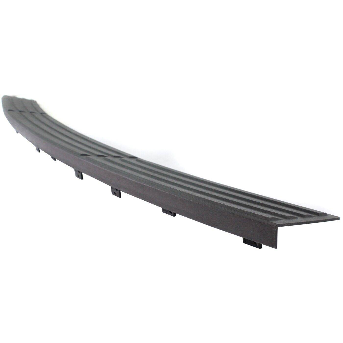 New Bumper Face Bar Step Pad Molding Trim Rear Chevy Yukon Suburban GM1191130