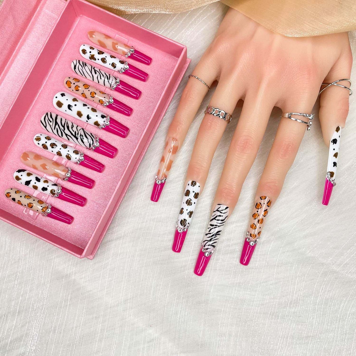 GGDDSHA Nails 10pcs Handmade Press On Nails -GlitterGold Diamond Extra Long Stiletto Reusable Gel UV FinishedFalse Nails, Designer Fashion 3D Hand-painted Nails ,Diamond Zebra