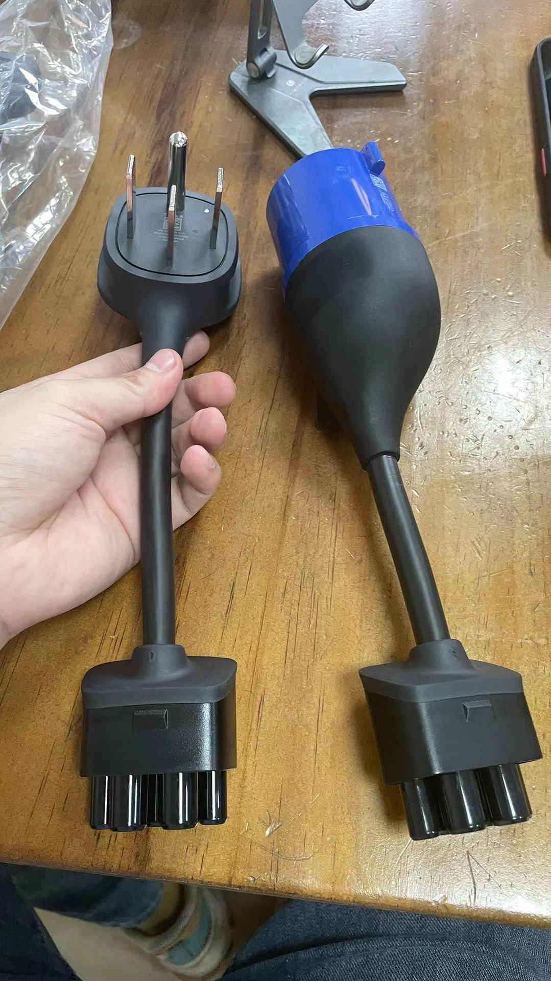 American Standard Adapter With Car Charger Conversion Wire