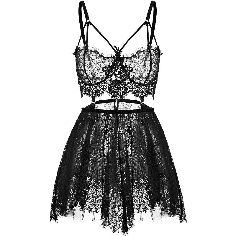 Gathering small chest strap nightdress