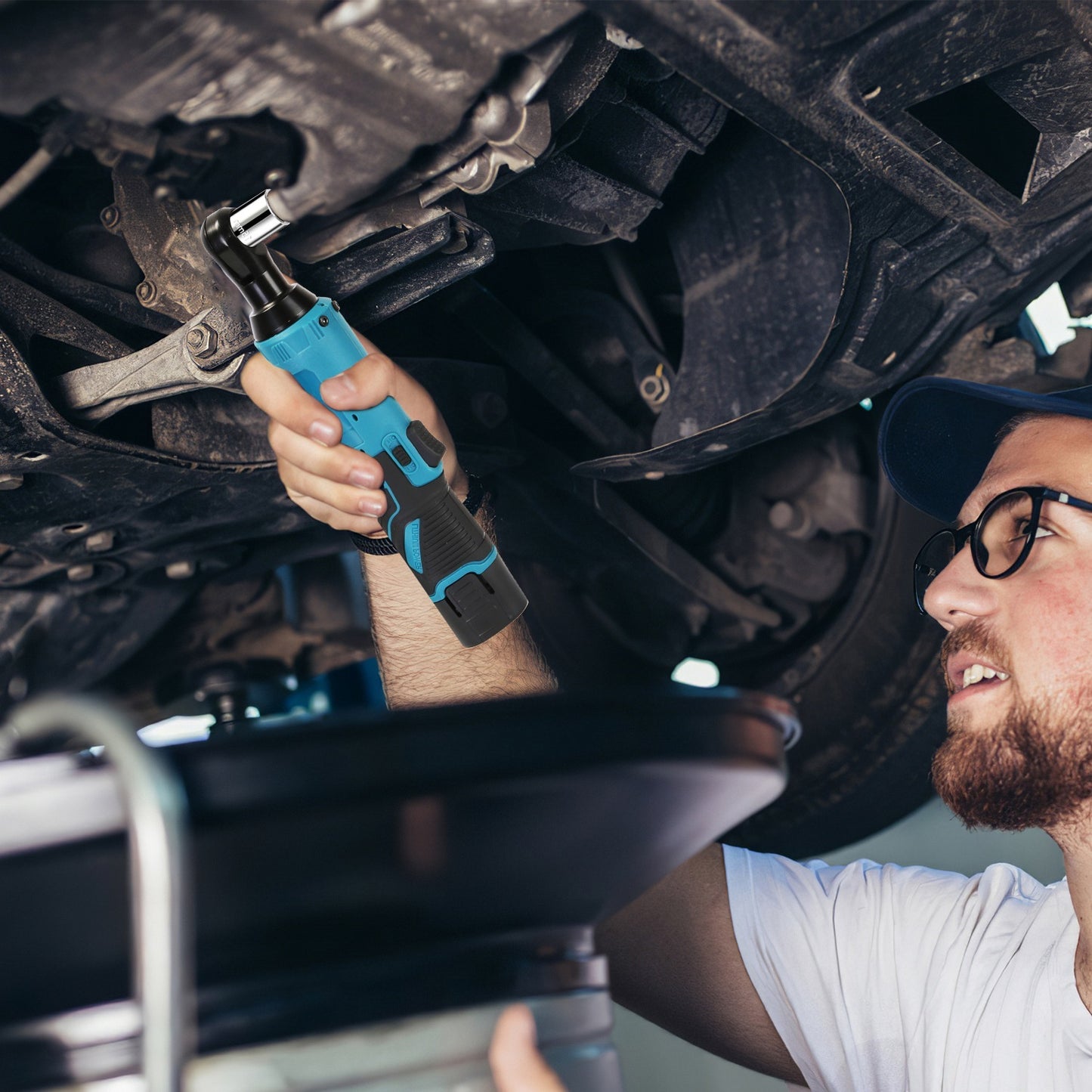 Cordless Electric Ratchet Wrench Set Right Angle Wrench With 2Pcs 1200mAh Batteries And Charger 7 Sockets 400RPM