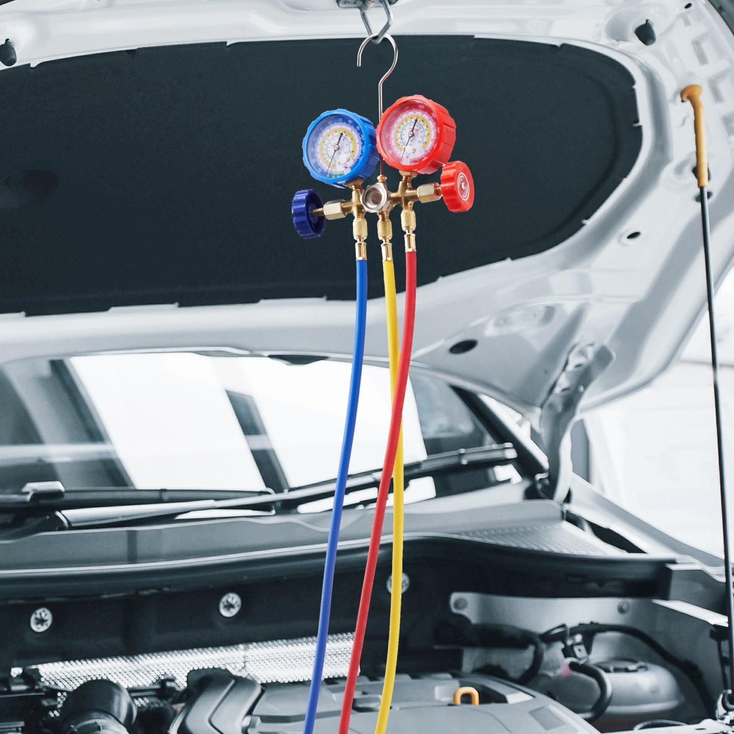 VEVOR AC Gauge Set - 3 Way AC Manifold Gauge Set For R134A R22 R12 R502 Refrigerant, Freon Gauges With 5ft Hoses, Couplers, Can Tap Works On Car Auto Freon Charging And Evacuation